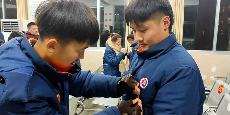 多宝手机网页版登录入口举行2020年度新团员入团仪式